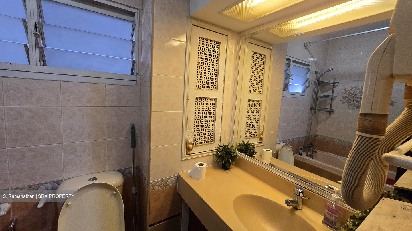 Blk 578 Hougang Avenue 4 (Hougang), HDB 5 Rooms #637741691